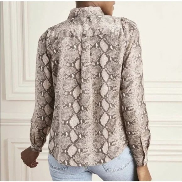 Stella & Dot Lady Boss Snakeskin Button Front Tie Neck Blouse Size L EUC - Picture 3 of 13